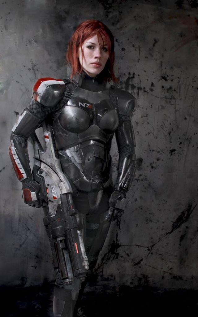 Źródło: Freya Willia - Najlepsze cosplaye – Shepard z Mass Effect - wiadomość - 2015-03-03