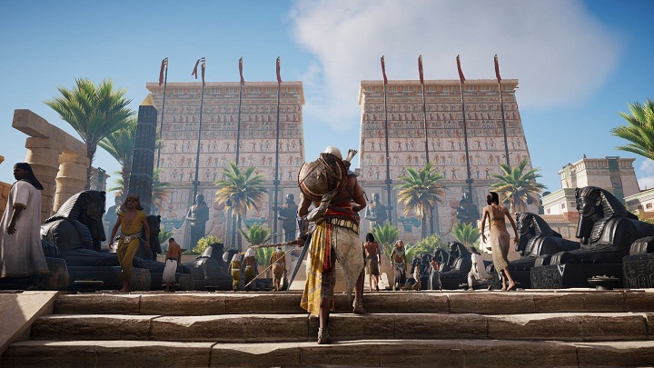 Bayek dumnie kroczy po miastach starożytnego Egiptu. W przyszłym roku będzie miał okazję zapuścić się do nowych zakątków dawnego imperium faraonów. - W DLC do Assassin’s Creed Origins pojawi się kolejne miasto - wiadomość - 2017-10-31