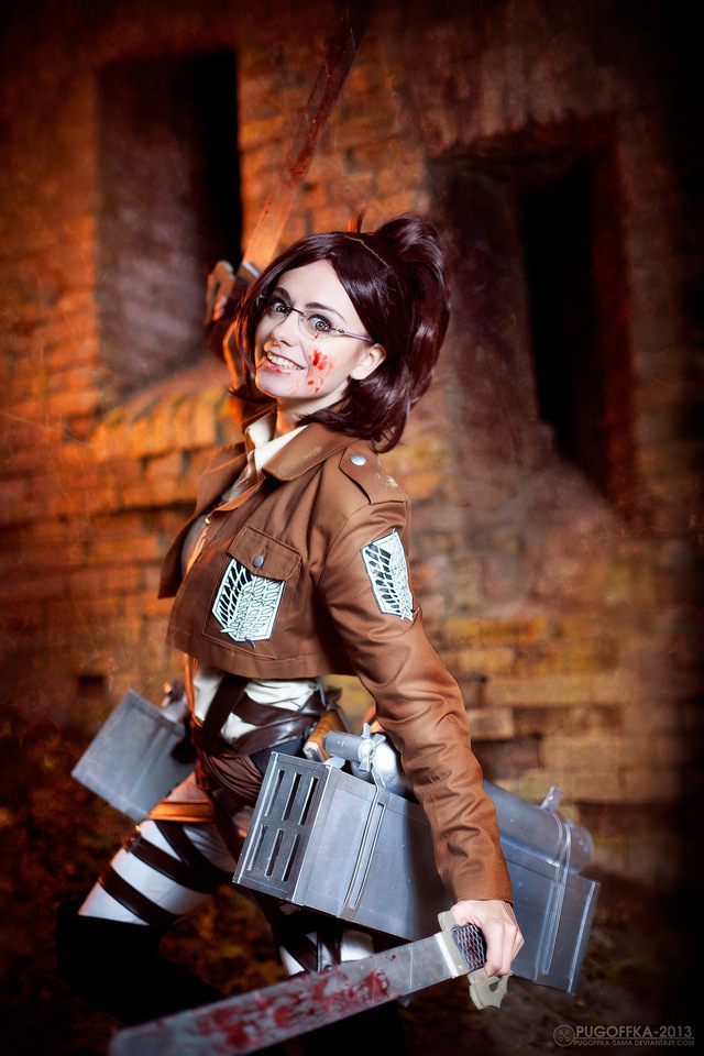 Najlepsze cosplaye –  Hange Zoe z Attack on Titan - ilustracja #4