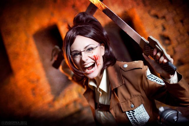 Najlepsze cosplaye – Hange Zoe z Attack on Titan - ilustracja #5