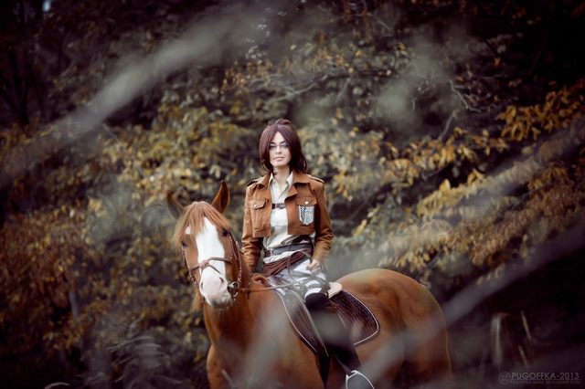 Najlepsze cosplaye –  Hange Zoe z Attack on Titan - ilustracja #7