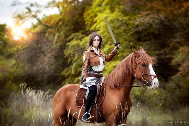 Najlepsze cosplaye –  Hange Zoe z Attack on Titan - ilustracja #9