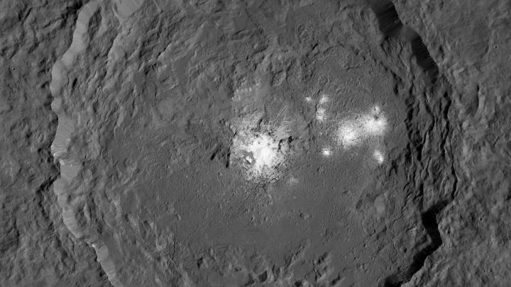 Ceres lepszym celem niż kolonizacja Marsa - odważna wizja astrofizyka - ilustracja #5