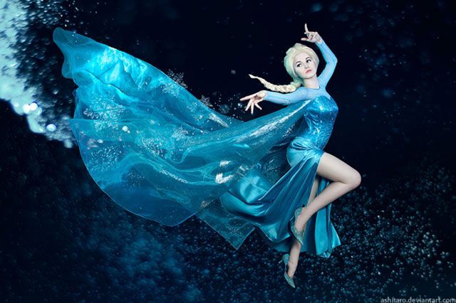 Najlepsze cosplaye - Królowa Elsa z Frozen - ilustracja #3