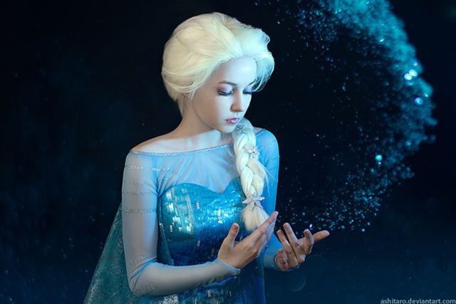 Najlepsze cosplaye - Królowa Elsa z Frozen - ilustracja #5