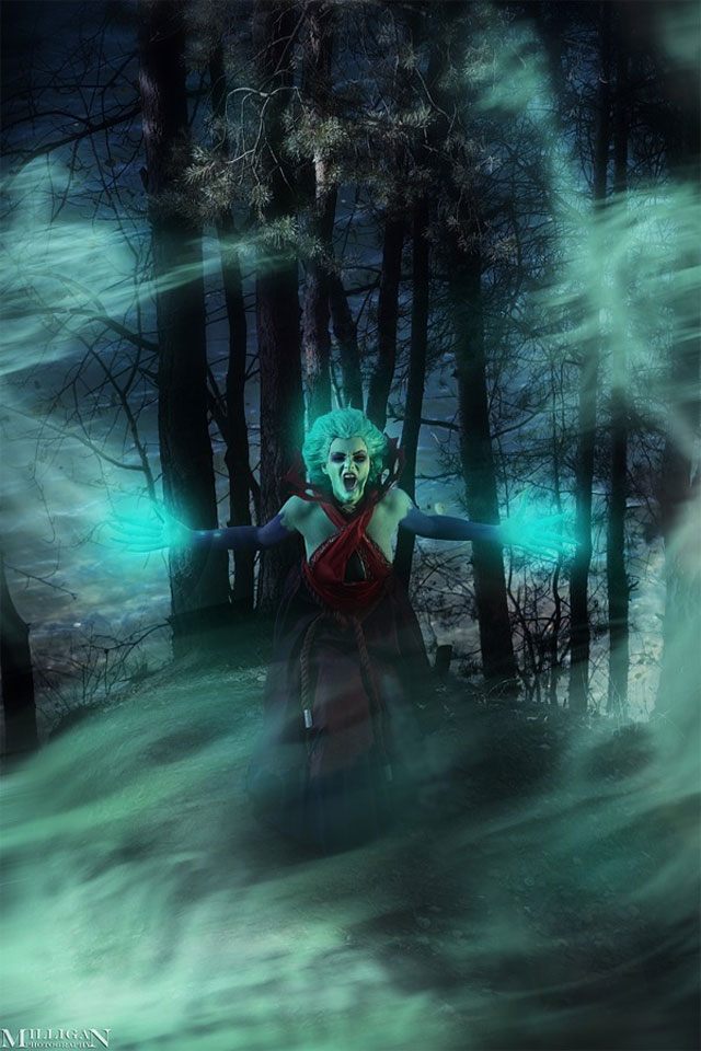 Źródło: Nastya i Milligan Vick - Najlepsze cosplaye - Death Prophet z Dota 2 - wiadomość - 2014-10-08