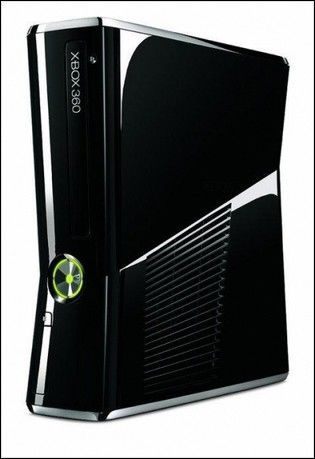 Nowy Xbox 360 sprzedaje się lepiej niż odświeżone PlayStation 3 - ilustracja #1