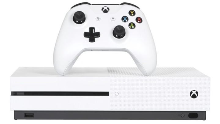 owe zestawy z konsolami Xbox One S w sprzedaży. Zestawy z grami już od 999 zł - ilustracja #1