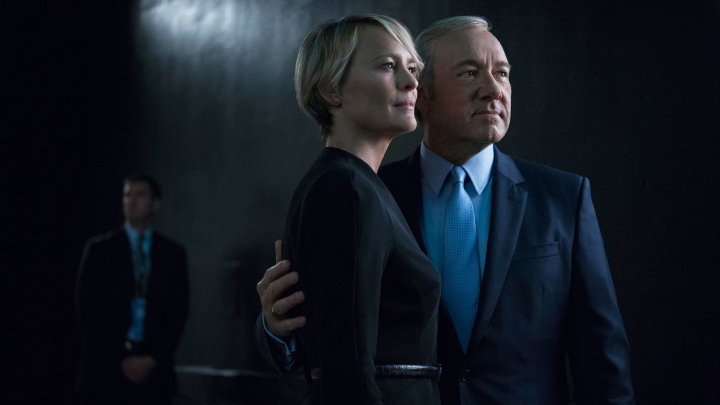 Czy prace nad 6. sezonem House of Cards zostaną wznowione? Jeśli tak, to na pewno nie zobaczymy w nim Franka Underwooda (w tej roli Kevin Spacey). - Prace nad 6. sezonem House of Cards bliskie wznowienia - wiadomość - 2017-11-29