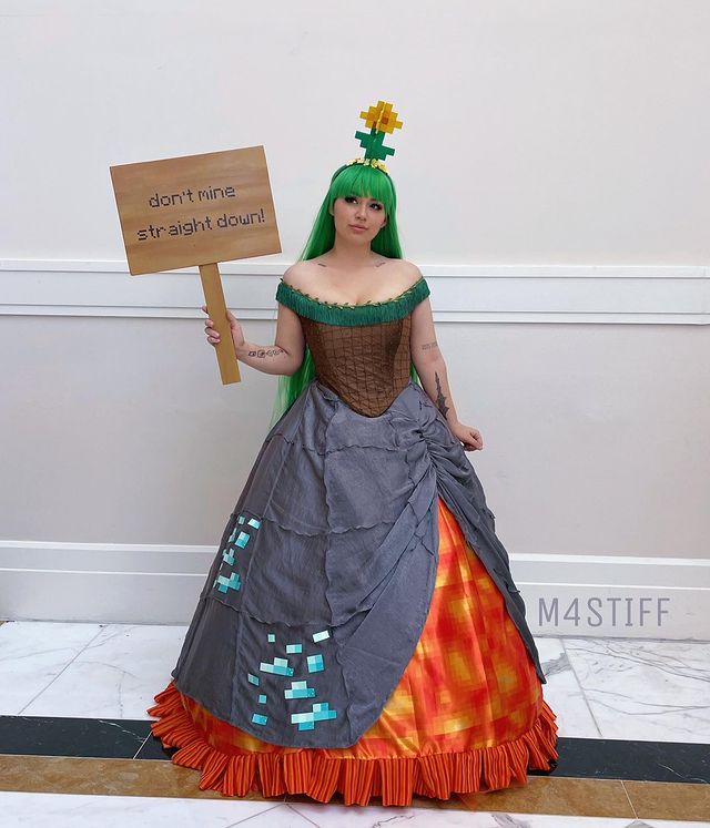 Przebrała się za najważniejszą regułę Minecrafta, to się nazywa kreatywny cosplay - ilustracja #1