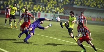 Electronic Arts: FIFA 12 deklasuje PES 12 pod względem sprzedaży w Wielkiej Brytanii - ilustracja #1