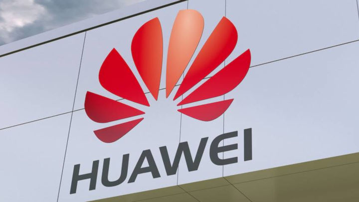 Polacy chętnie sięgają po produkty marki Huawei. - 30% sprzedawanych w Polsce smartfonów to Huawei - wiadomość - 2019-03-13