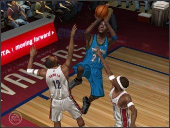 To nie jest premiera zwykłej koszykówki, to premiera NBA Live 06 - ilustracja #3