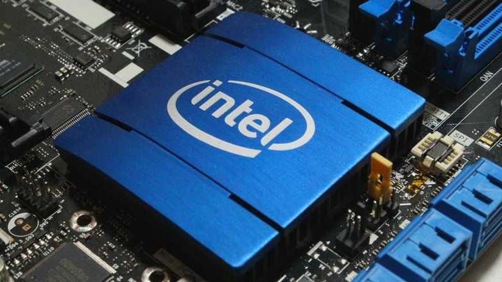 Intel ma kolejny problem z lukami bezpieczeństwa w procesorach. - Intel ma nowy problem - luka Zombieload w procesorach Cascade Lake - wiadomość - 2019-11-13