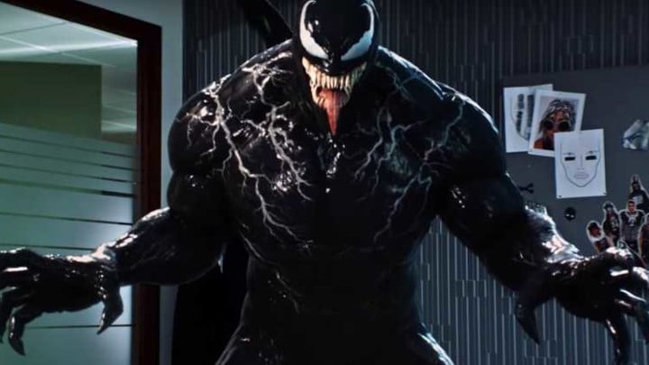 Ubiegłoroczny Venom Rubena Fleishera zarobił przeszło 850 milionów dolarów. - Deadline: W Venomie 2 obok Carnage'a pojawi się kolejny antagonista - wiadomość - 2019-10-16