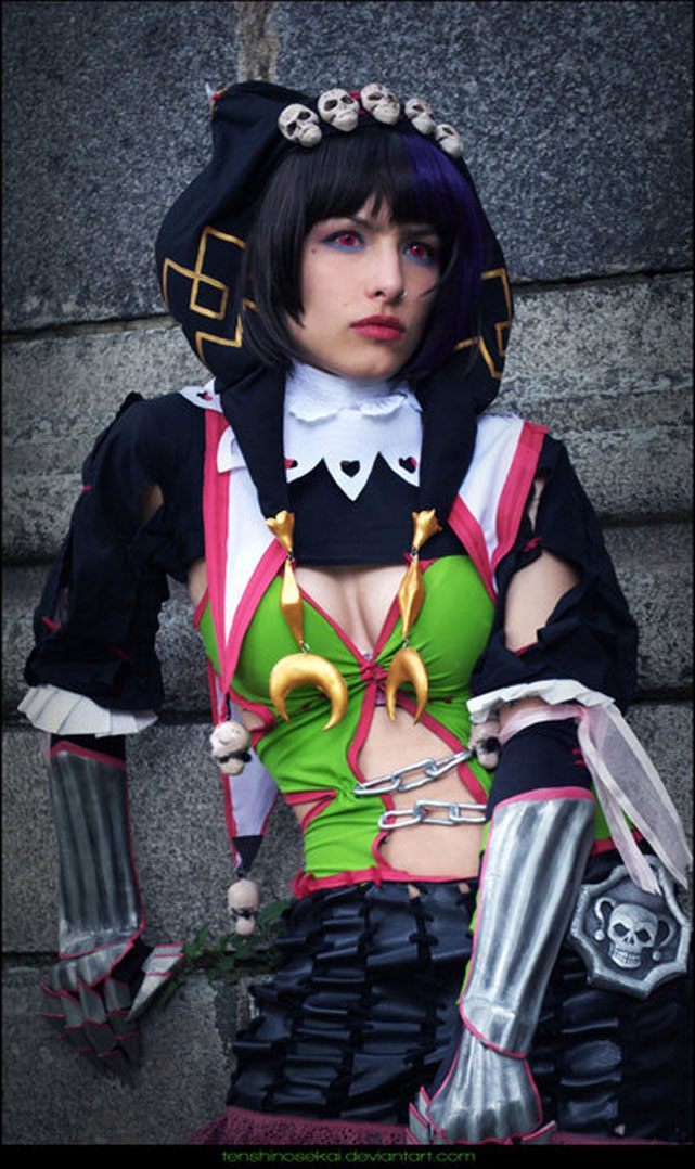 Źródło: Angela Bermudez - Najlepsze cosplaye - Tira z gry Soulcalibur IV - wiadomość - 2013-04-11