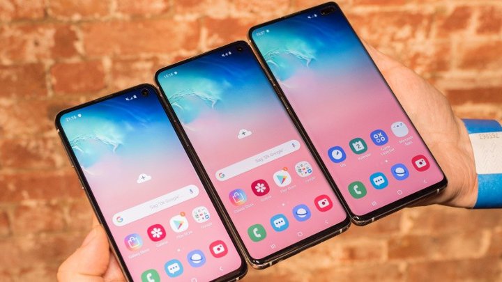 Samsungi Galaxy S10 mają swoje problemy. - Samsung Galaxy S10 ma problemy z szybkim rozładowywaniem baterii - wiadomość - 2019-03-20