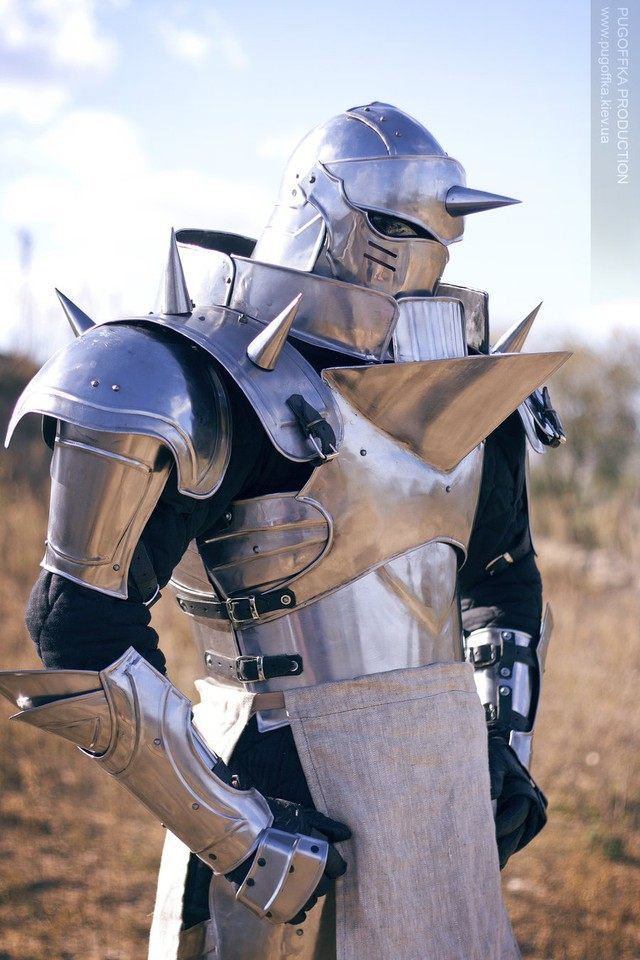 Źródło: Sveld - Najlepsze cosplaye – Alphonse Elric z Fullmetal Alchemist - wiadomość - 2014-01-07