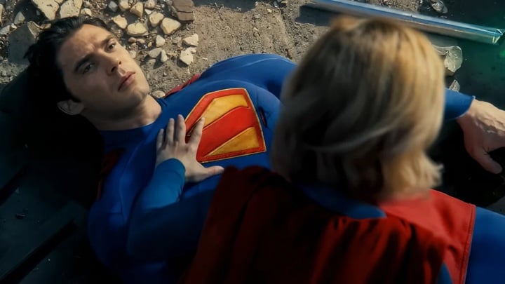 Kadr z fałszywego zwiastuna Supermana od Screen Culture - Razem miały ponad miliard wyświetleń, a YouTube je zamknął. To koniec kanałów z fałszywymi zwiastunami filmowymi - wiadomość - 2025-12-19