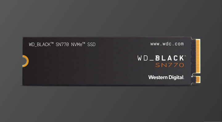 Źródło: Western Digital, grafika promocyjna. - Piekielnie szybki dysk SSD w historycznie niskiej cenie. WD Black SN770 o pojemności 1 TB to idealny wybór dla posiadaczy PC i PlayStation 5 - wiadomość - 2024-07-05