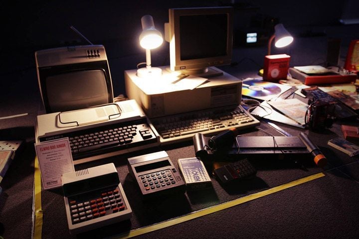 RetroGralnia udostępni na rzecz muzeum 200 komputerów i konsol, od pierwszych modeli Apple, poprzez IBM 5110 i Commodore 64, aż po całą masę sprzętu Atari, Segi, Nintendo itp. - Gry i Komputery Minionej Ery – we Wrocławiu powstaje wymarzone muzeum fanów gier - wiadomość - 2017-05-26