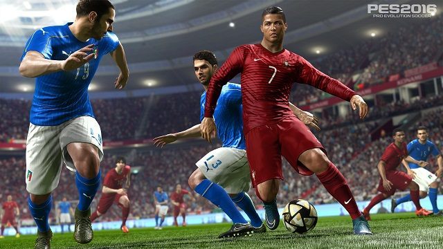 W Data Pack 2 pojawią się nowe stroje drużyn narodowych Włoch, Niemiec i Hiszpanii. - Pro Evolution Soccer 2016 Free To Play ukaże się w grudniu na PS3 i PS4 - wiadomość - 2015-11-27