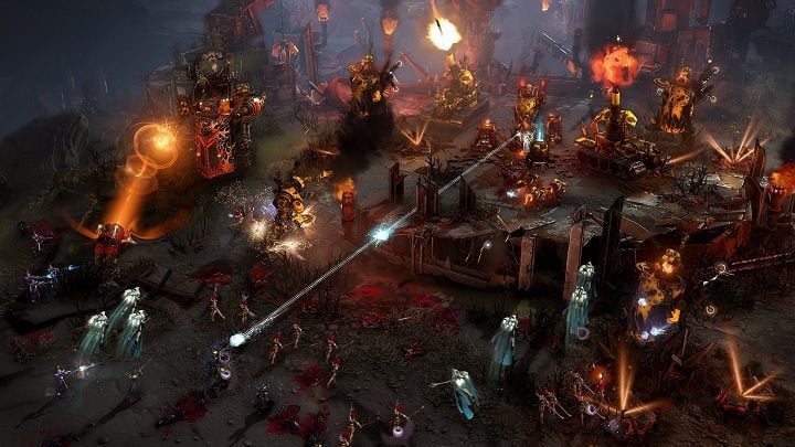 Efekty specjalne wyglądają nieźle przy mniejszych potyczkach, ale w trakcie większych bitew wprowadzają niepotrzebny chaos. - Pierwsze recenzje Warhammer 40,000: Dawn of War III - wiadomość - 2017-04-21