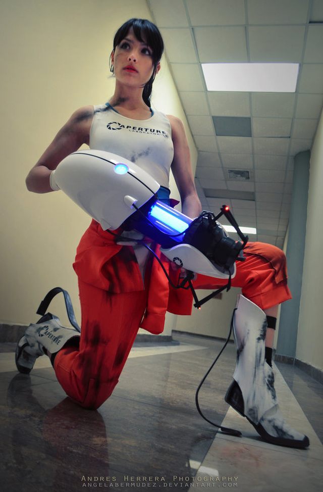 Źródło: Angela Bermudez - Najlepsze cosplaye – Chell z serii Portal - wiadomość - 2013-11-15