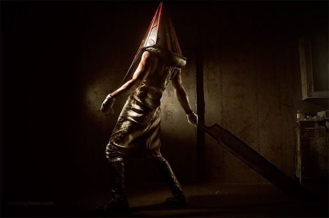 Źródło: Aoki - Najlepsze cosplaye – Piramidogłowy z cyklu Silent Hill. - wiadomość - 2015-03-15