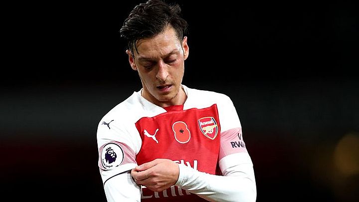 O uzależnienie od gier online posądzani są także sportowcy. Np. Mesut Ozil zdecydowanie za dużo gra w Fortnite. - Chiny wprowadzają godzinę policyjną dla niepełnoletnich graczy - wiadomość - 2019-11-07