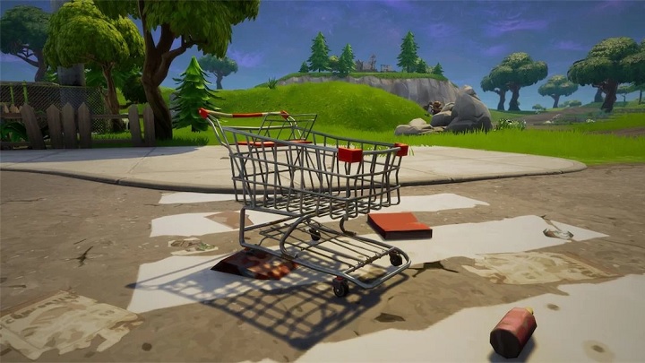 Wózek z hipermarketu jako „pojazd” trudno uznać za typowy pomysł. - Fortnite z nietypowym pojazdem w aktualizacji 4.3 - wiadomość - 2018-05-30