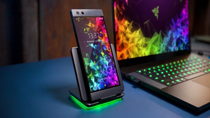 Razer Phone 3 nie powstanie? Zwolnienia w dziale mobilnym firmy - ilustracja #1