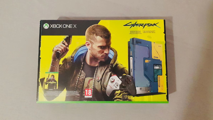 Cyberpunk 2077 - limitowany Xbox na zdjęciach użytkownika - ilustracja #1