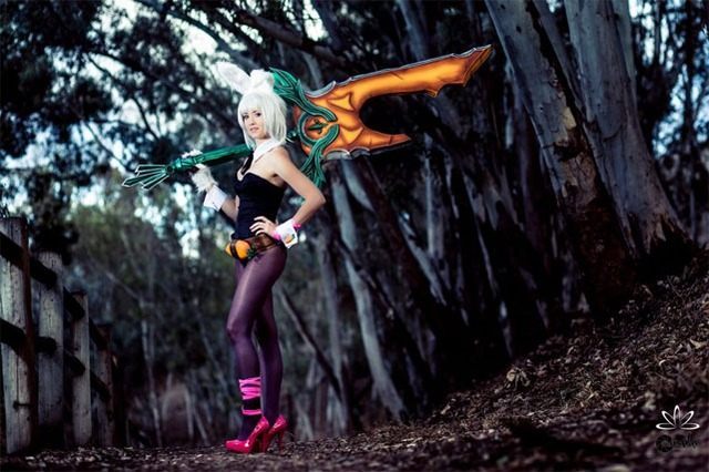 Najlepsze cosplaye - Battle Bunny Riven z gry League of Legends - ilustracja #5