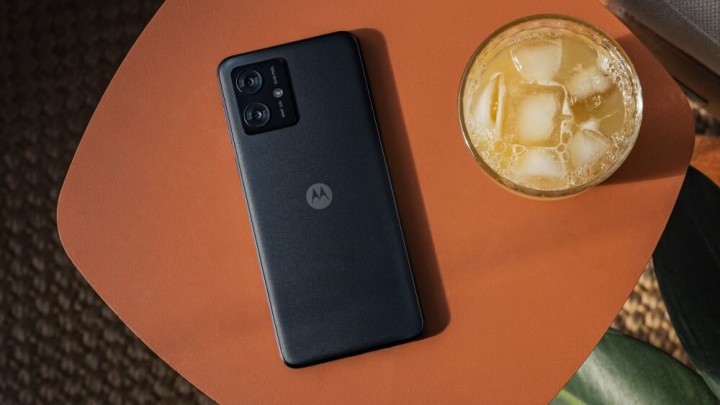 Źródło: Motorola; materiały promocyjne - Promocja na smartfon Motorola z potężną baterią 6000 mAh i 12 GB RAM. W tej cenie trudno znaleźć coś lepszego - wiadomość - 2024-03-25