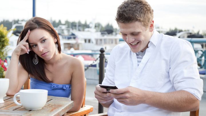 Hinge oferuje 100 dolarów za pójście na randkę. - Aplikacja randkowa zapłaci użytkownikom za... pójście na randkę - wiadomość - 2020-03-05