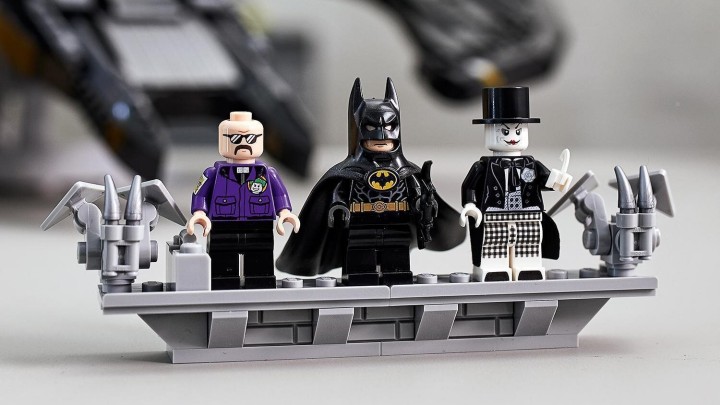 Źródło: LEGO, materiały promocyjne. - Bądź jak Batman i wyposaż się we własnego Batwinga. Potężny zestaw LEGO w promocyjnej cenie - wiadomość - 2024-03-25