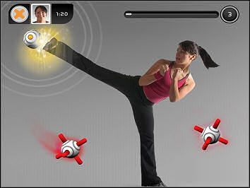 PS2 z kamerą EyeToy trenerem fitness - ilustracja #1