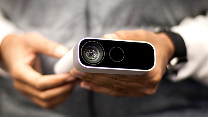 Kinect wciąż żyje, choć nie na rynku gier. - Kinect użyty jako kamera na lotnisku - wiadomość - 2019-07-17