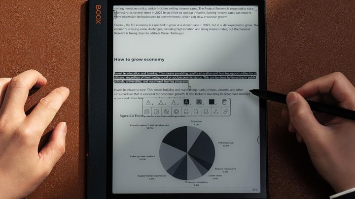 Onyx Boox; materiały promocyjne - Kilka tygodni działania na jednym ładowaniu i obsługa sklepu Google Play - najpoważniejszy konkurent czytnika Kindle Scribe to idealne narzędzie dla studentów i pracowników biurowych - wiadomość - 2024-09-18