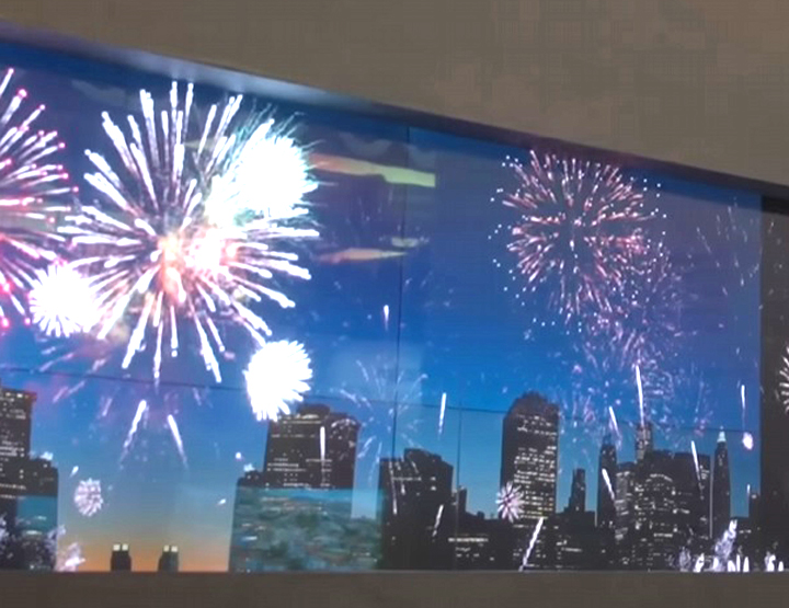 Ekran z filmów Sci-Fi staje się rzeczywistością, Samsung zaprezentował pierwszy na świecie przezroczysty ekran MicroLED - ilustracja #1