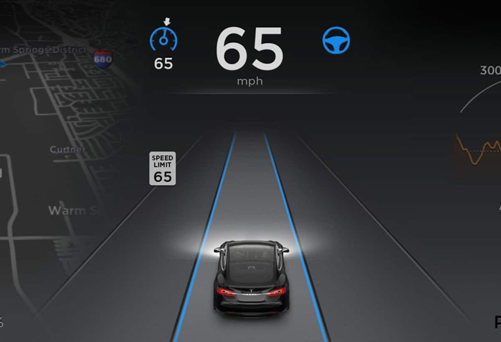 Tesla spowodowała karambol z udziałem 8 aut, winny autopilot - ilustracja #1