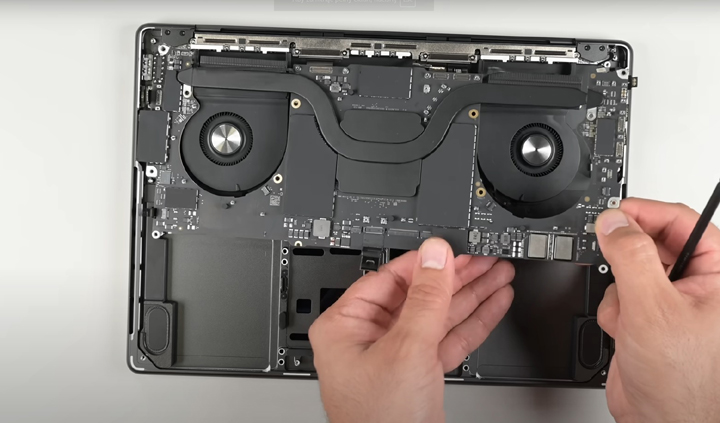 Apple MacBook Pro M3 został rozebrany i ujawnił to, czego obawialiśmy się najbardziej - ilustracja #2