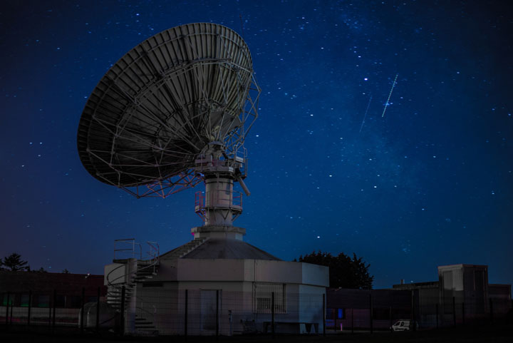 No to mamy problem z satelitami; jest ich tak dużo, że zagrażają astronomii - ilustracja #1