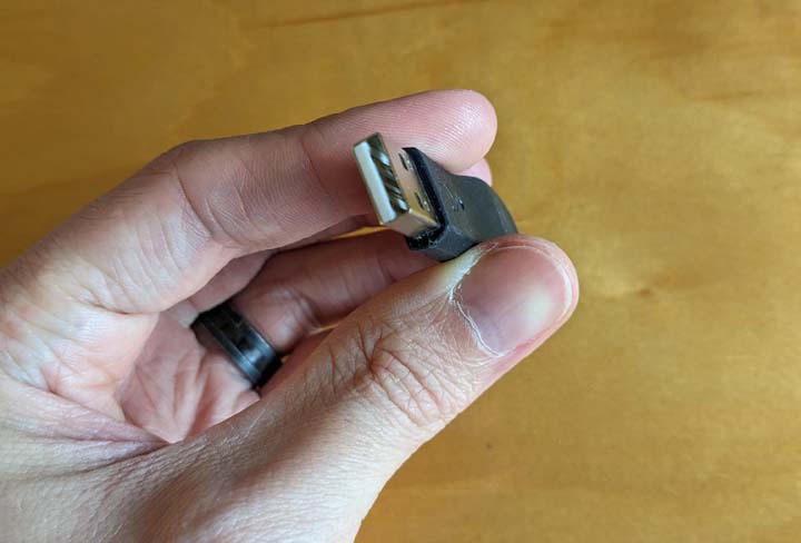Adapter USB-USB może być jednak bardzo przydatny. Źródło: Reddit/r/pcmasterrace - Ten prosty adapter kosztuje niewiele i wciąż mnóstwo osób go używa - wiadomość - 2024-02-29
