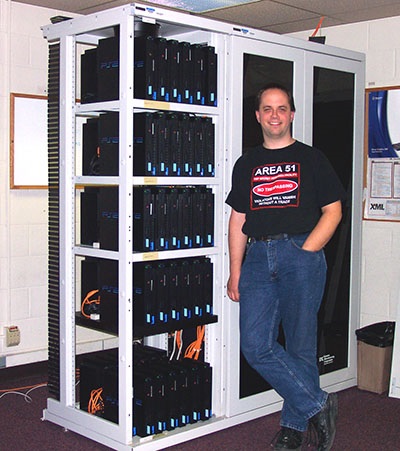 70 połączonych konsol PS2 zaowocowało superkomputerem 20 lat temu - oto zdjęcie, które to potwierdza - ilustracja #1