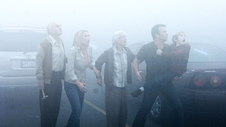 The Mist, Frank Darabont, Darkwoods Productions, 2007 - Najlepsze horrory i czarne komedie na Halloween na Netflixie w 2024 roku - wiadomość - 2024-10-16
