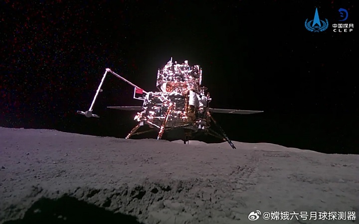 Chińska sonda Chang’e 6. Źródło: Weibo - Chiny wykonały ważny krok w podboju Księżyca, wyścig z USA nabiera tempa - wiadomość - 2024-07-05