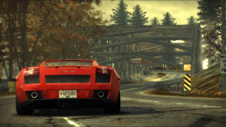 how to play need for speed most wanted pc full screen