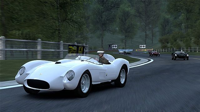 W grze znajdziemy zarówno nowe samochody, jak i klasyczne modele. - Pecetowa wersja Test Drive: Ferrari Racing Legends wjechała na Steam - wiadomość - 2012-12-11